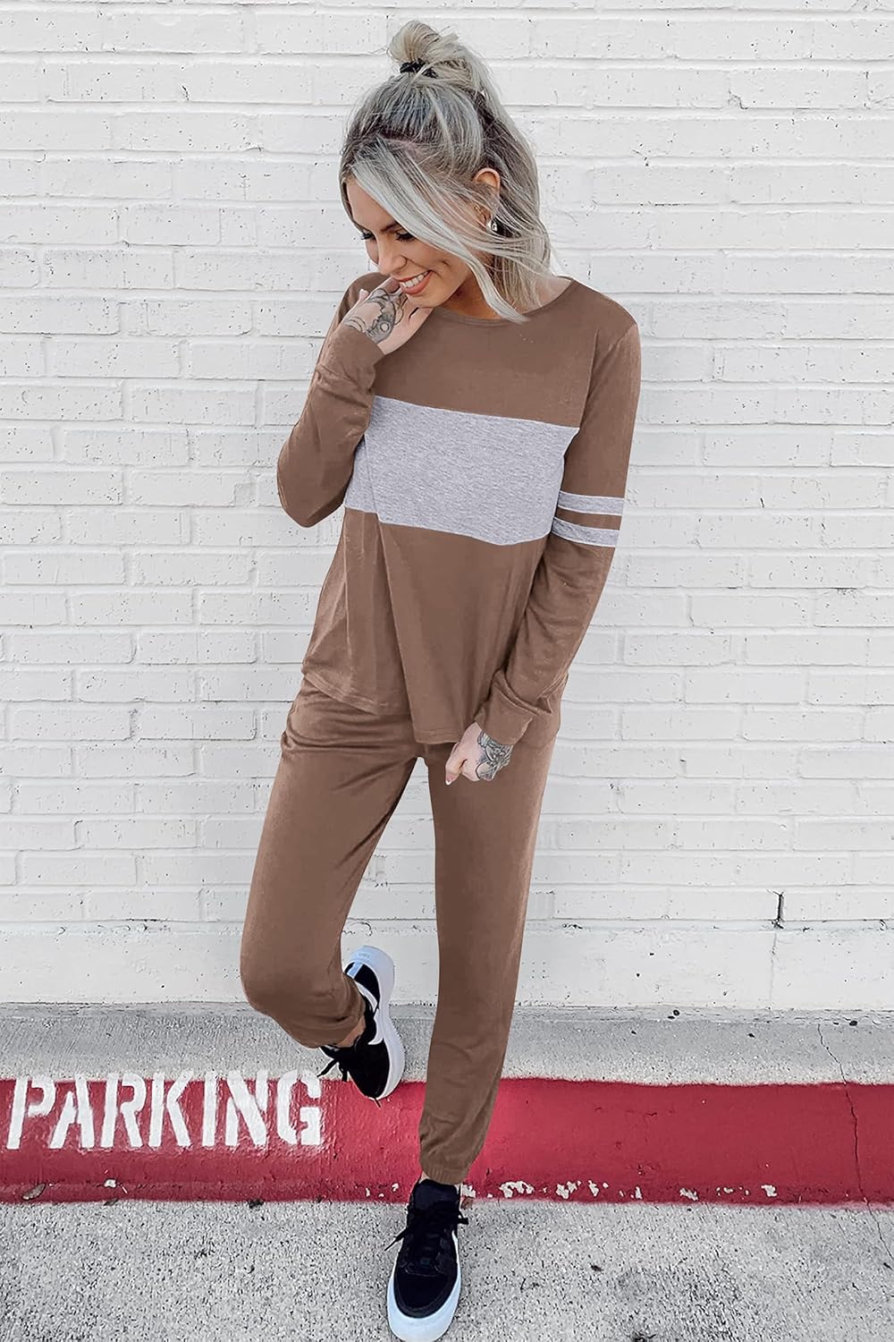PRETTYGARDEN Women's Color Block 2 Piece 2025 Fall Tracksuit Crewneck Long Sleeve Tops Long Sweatpants Outfits Lounge Sets