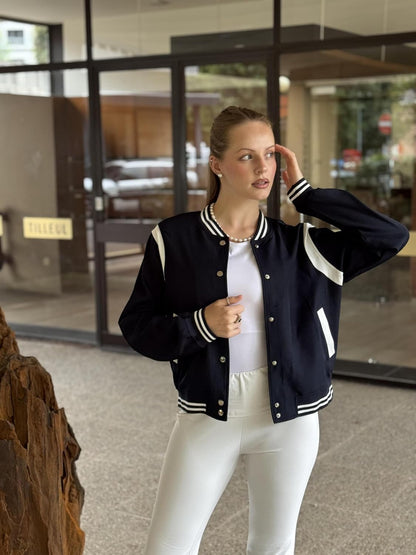 Zeagoo Bomber Jacket Women Varsity Casual Button Down Lightweight 2025 Fall Fashion Short School Outfits with Pockets
