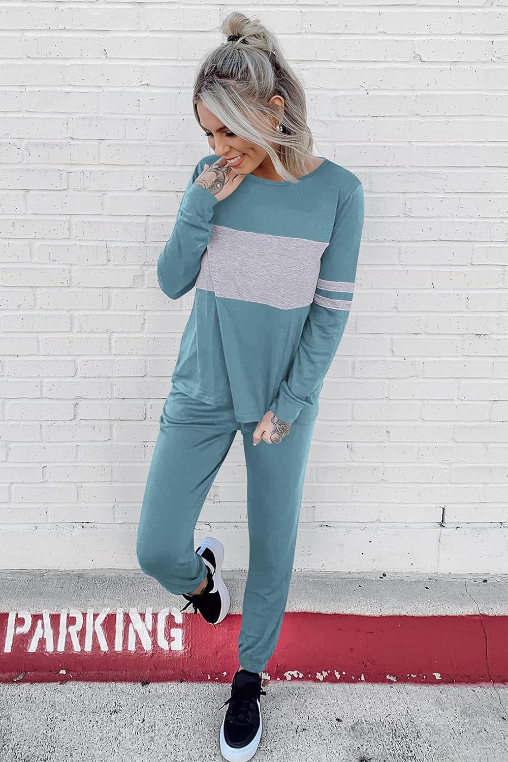PRETTYGARDEN Women's Color Block 2 Piece 2025 Fall Tracksuit Crewneck Long Sleeve Tops Long Sweatpants Outfits Lounge Sets