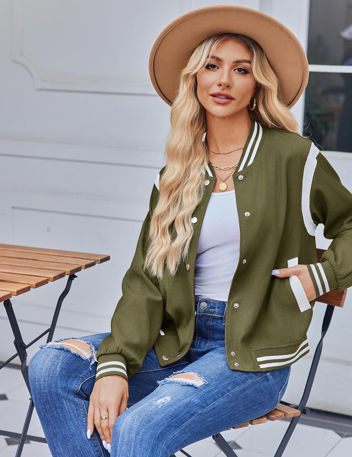Zeagoo Bomber Jacket Women Varsity Casual Button Down Lightweight 2025 Fall Fashion Short School Outfits with Pockets