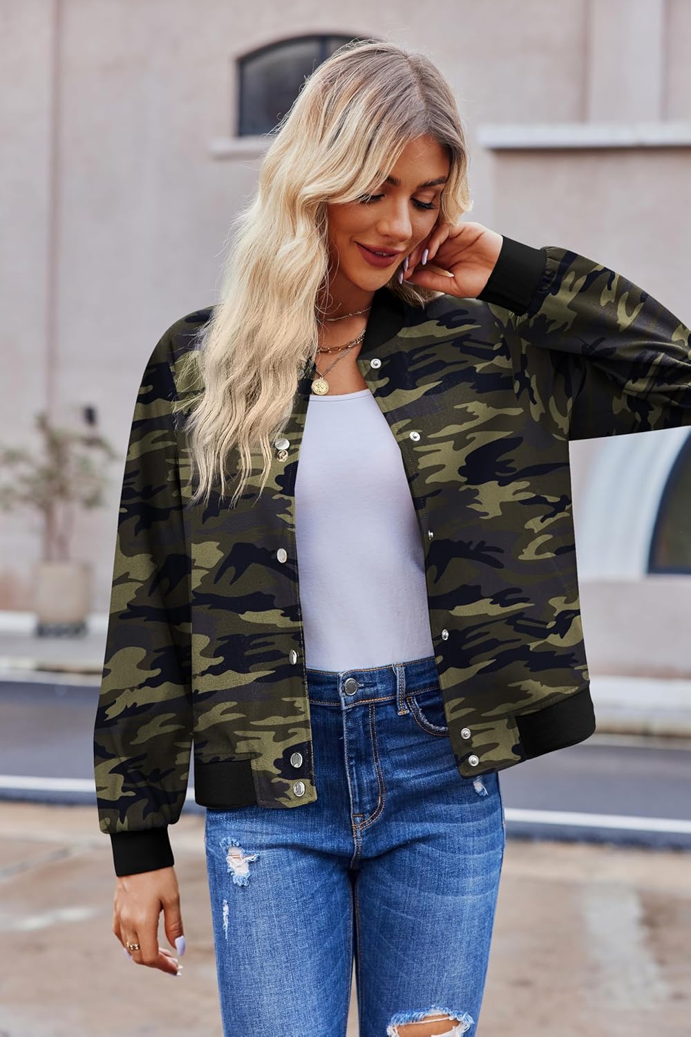 Zeagoo Bomber Jacket Women Varsity Casual Button Down Lightweight 2025 Fall Fashion Short School Outfits with Pockets
