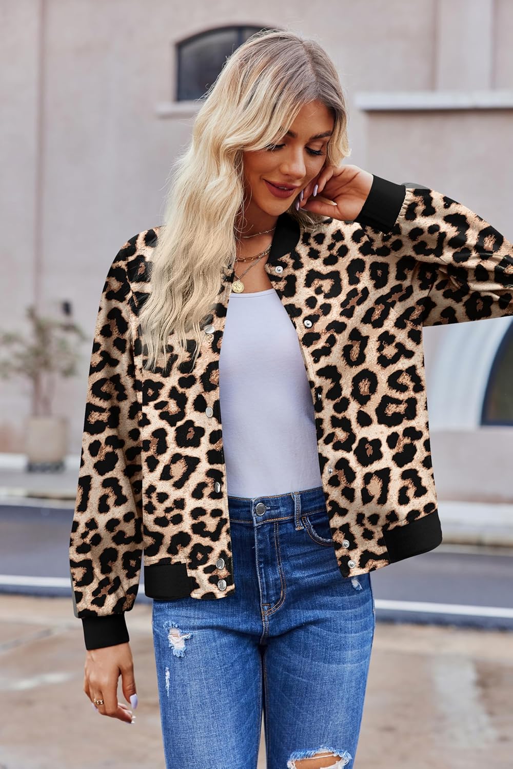 Zeagoo Bomber Jacket Women Varsity Casual Button Down Lightweight 2025 Fall Fashion Short School Outfits with Pockets