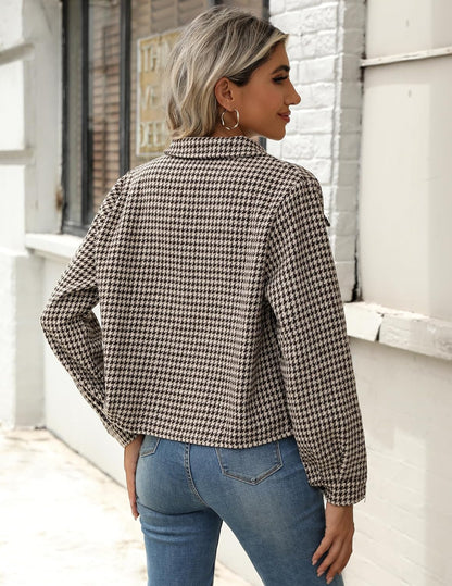 ZEAGOO Jackets for Women Cropped Flannel Plaid Shacket 2025 Fashion Button Down Shirt Coats Tops