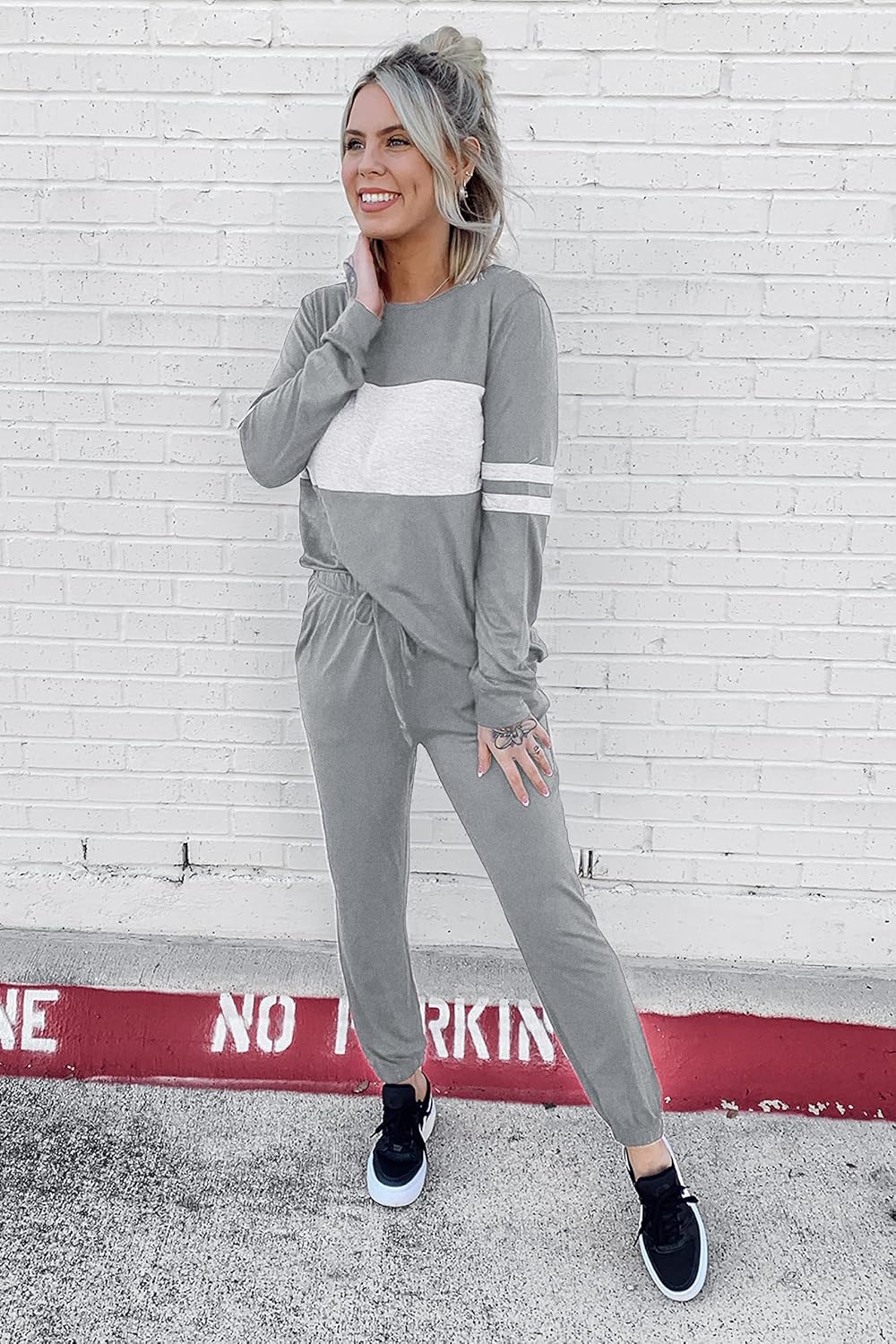 PRETTYGARDEN Women's Color Block 2 Piece 2025 Fall Tracksuit Crewneck Long Sleeve Tops Long Sweatpants Outfits Lounge Sets
