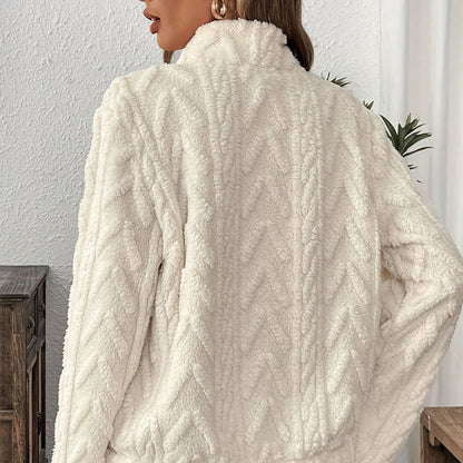 Isabel - Soft Sweatshirt with Half Zip and Warm Pockets